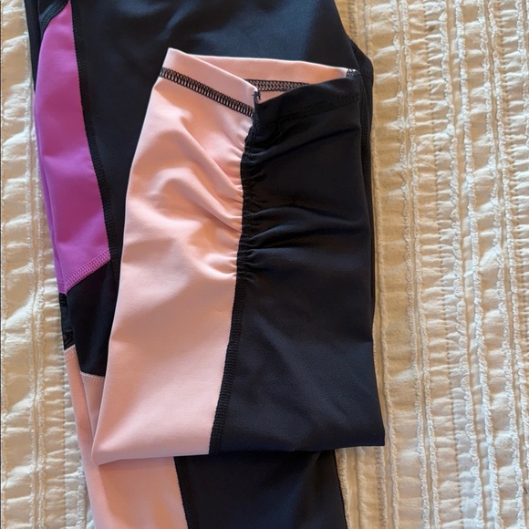 FILA Colorful Activewear Set - Picture 11 of 11